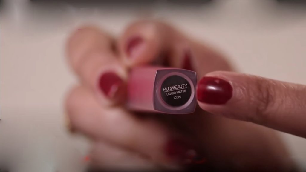 رژ لب هدی بیوتی فیک