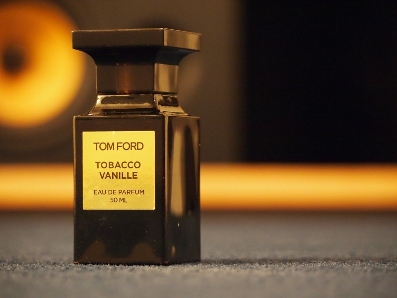 خوشبوترین عطرهای معروف زنانه در دنیا؛ عطر Tabcco Vanille 