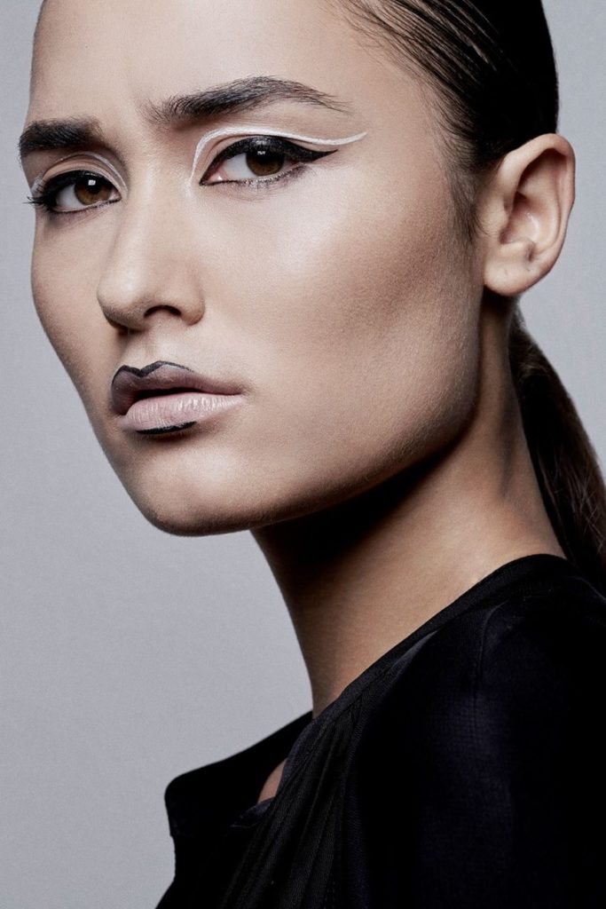 مداد چشم طوسی ترند 2020