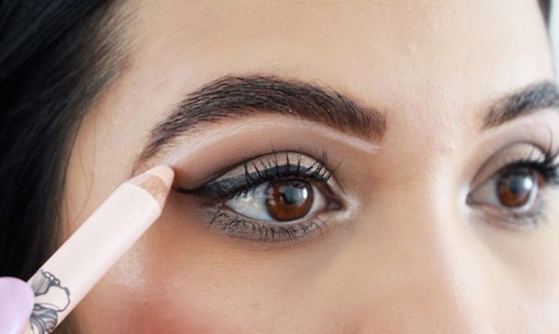 کاربرد مداد چشم سفید