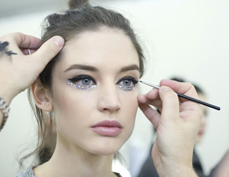 خط چشم طوسی Revlon ColorStay Skinny Liquid Eyeliner