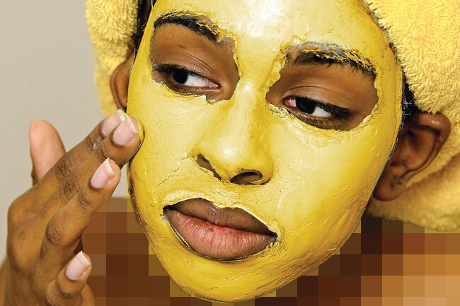 ماسک پاک کننده صورت با نعناع و زردچوبه