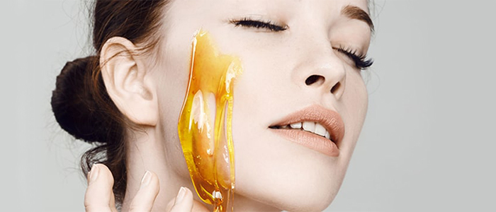ماسک عسل برای روشن شدن پوست
