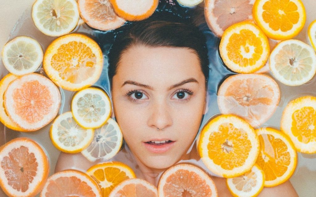 رفع خشکی پوست با پرتقال