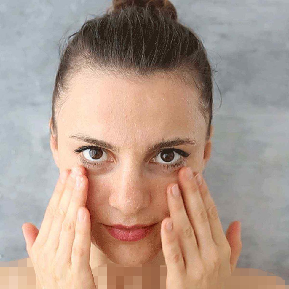 درمان خانگی لک صورت با سرکه سیب