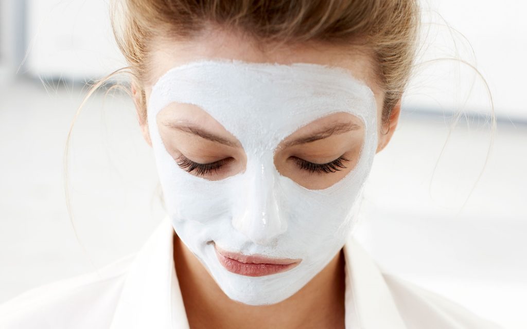 چگونه از آلوورا برای پوست استفاده کنیم