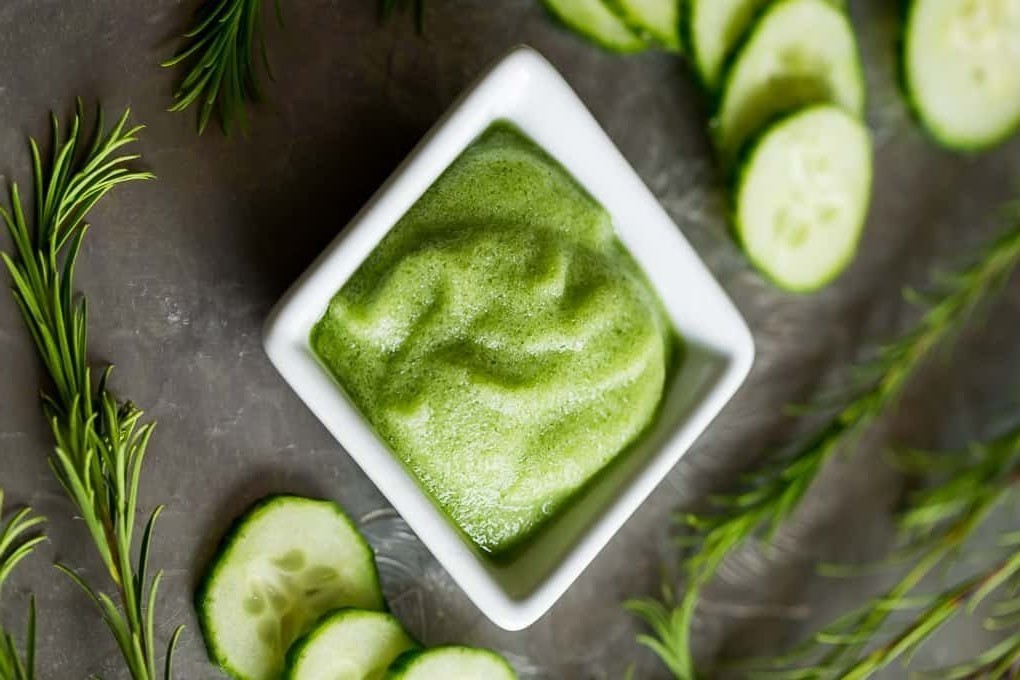 درمان جوش صورت با ماسک خیار