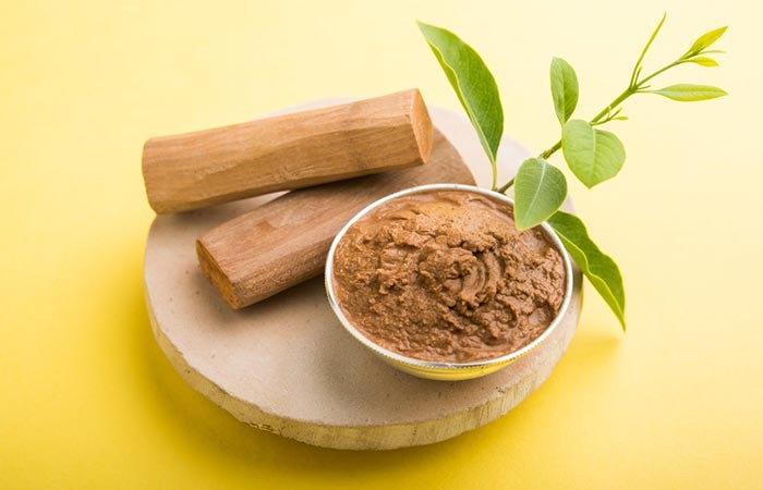 درمان آکنه با گلاب و آلوورا