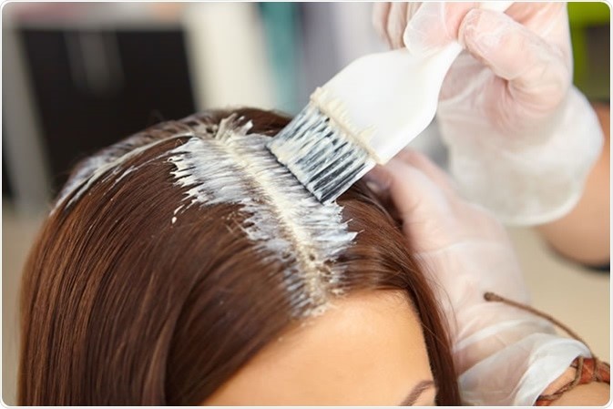 تغییر رنگ موی تیره بدون دکلره