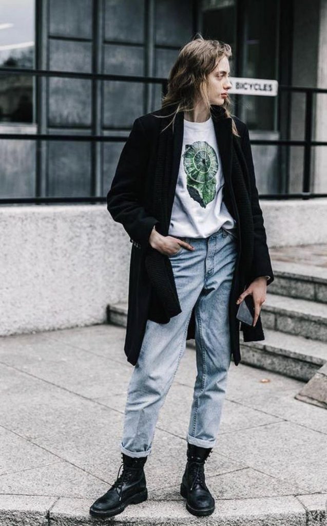 ست تیشرت با مانتوی مشکی