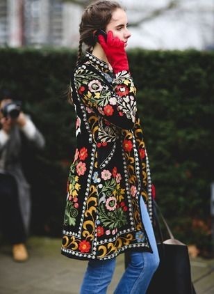 مدل مانتوهای گل گلی گلدوزی شده
