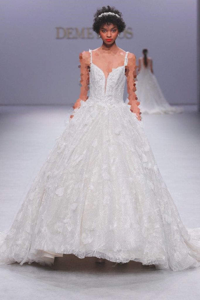 لباس عروس پفدار Demetrios