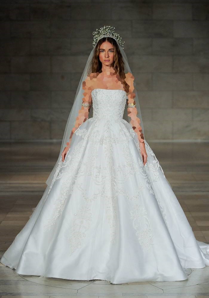 لباس عروس پفدار Reem Acra