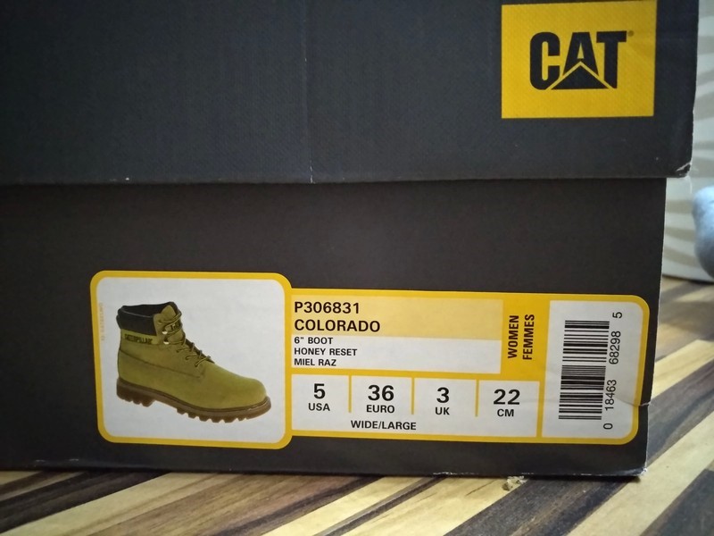 برچسب مشخصات روی باکس