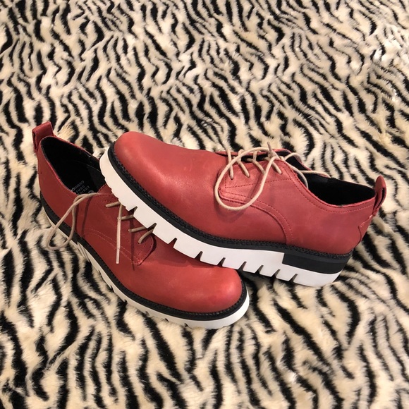 کفش زنانه Cat