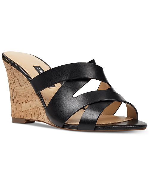 سندل زنانه nine west