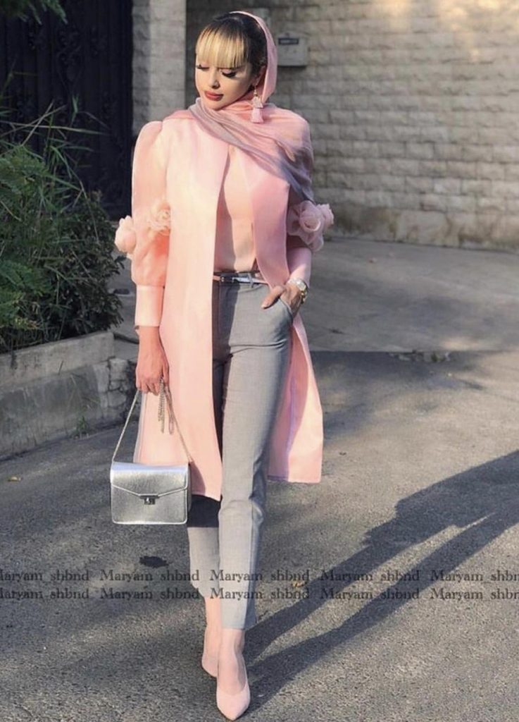 ست طوسی و نقره ای با مانتوی صورتی