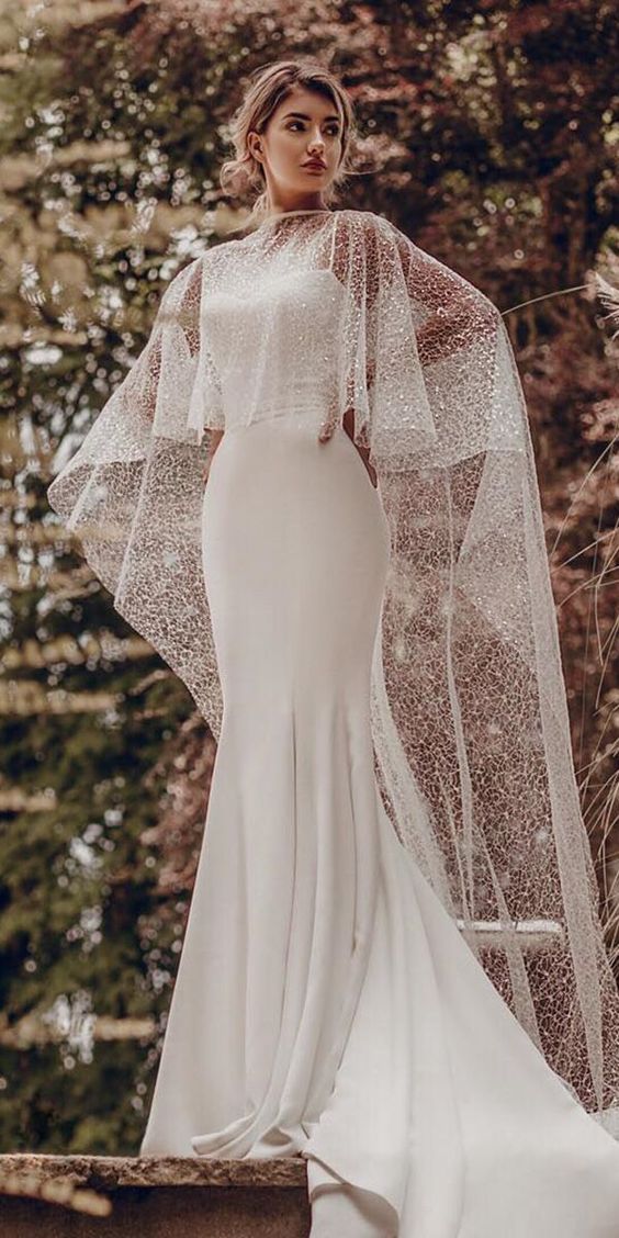 لباس عروس شنل دار