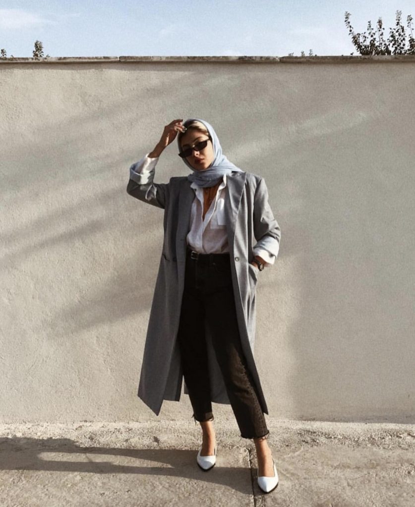 ست رنگ خاکستری (مانتو، شال، کفش و شلوار)