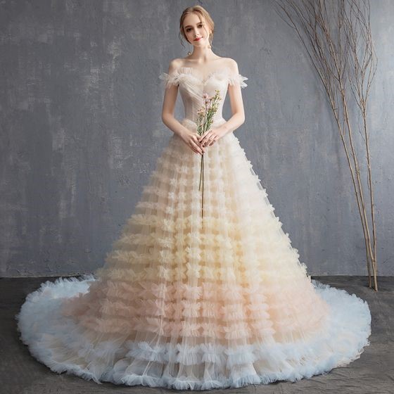 لباس عروس، تیپیکالِ سفید یا رنگی؟